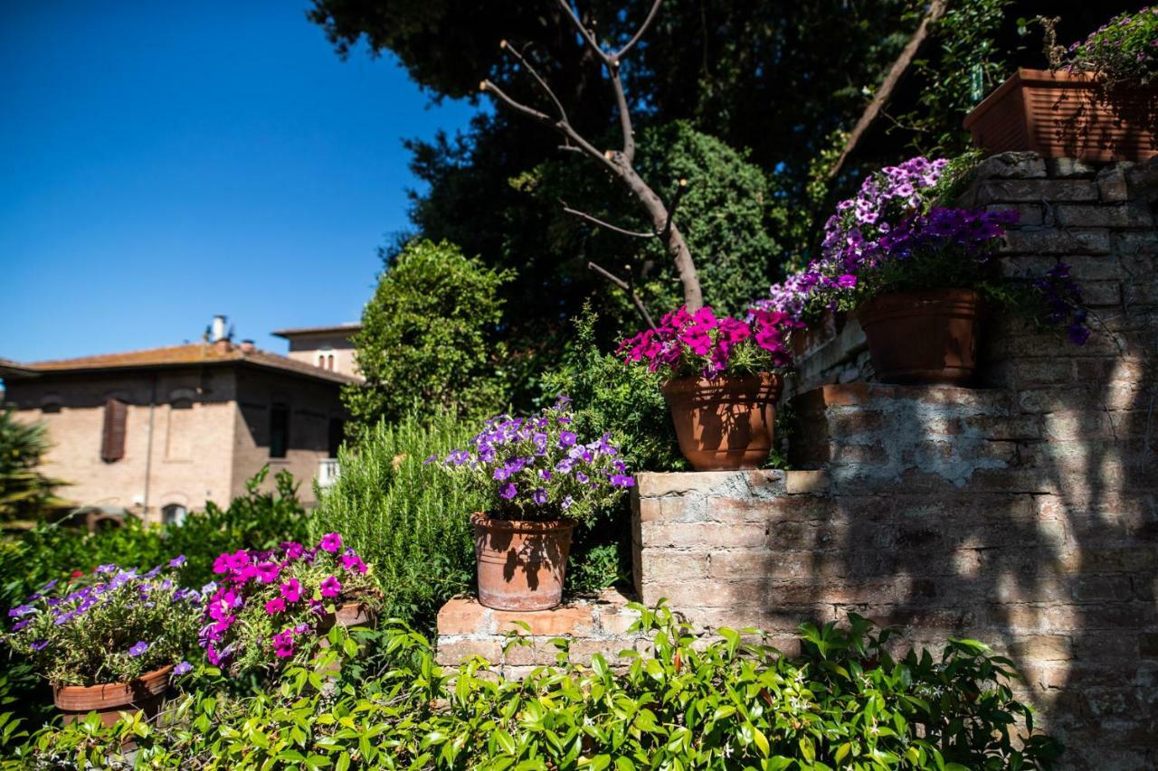 Villa Bonelli Сиена Екстериор снимка
